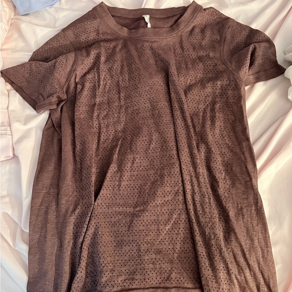 lululemon athletica Tops - Lululemon size 10 workout shirt